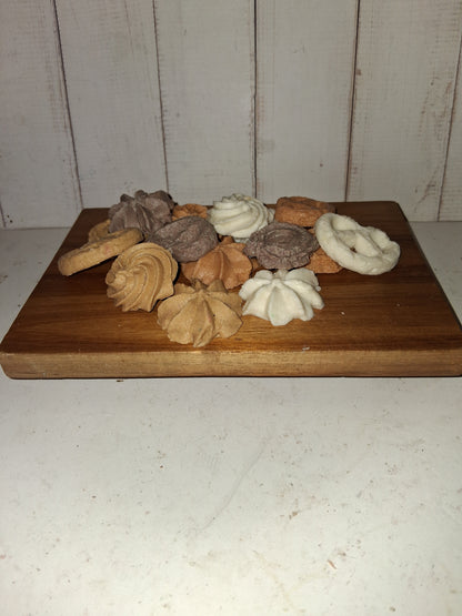 Farmin’ Girl Snack Basket - 16 piece